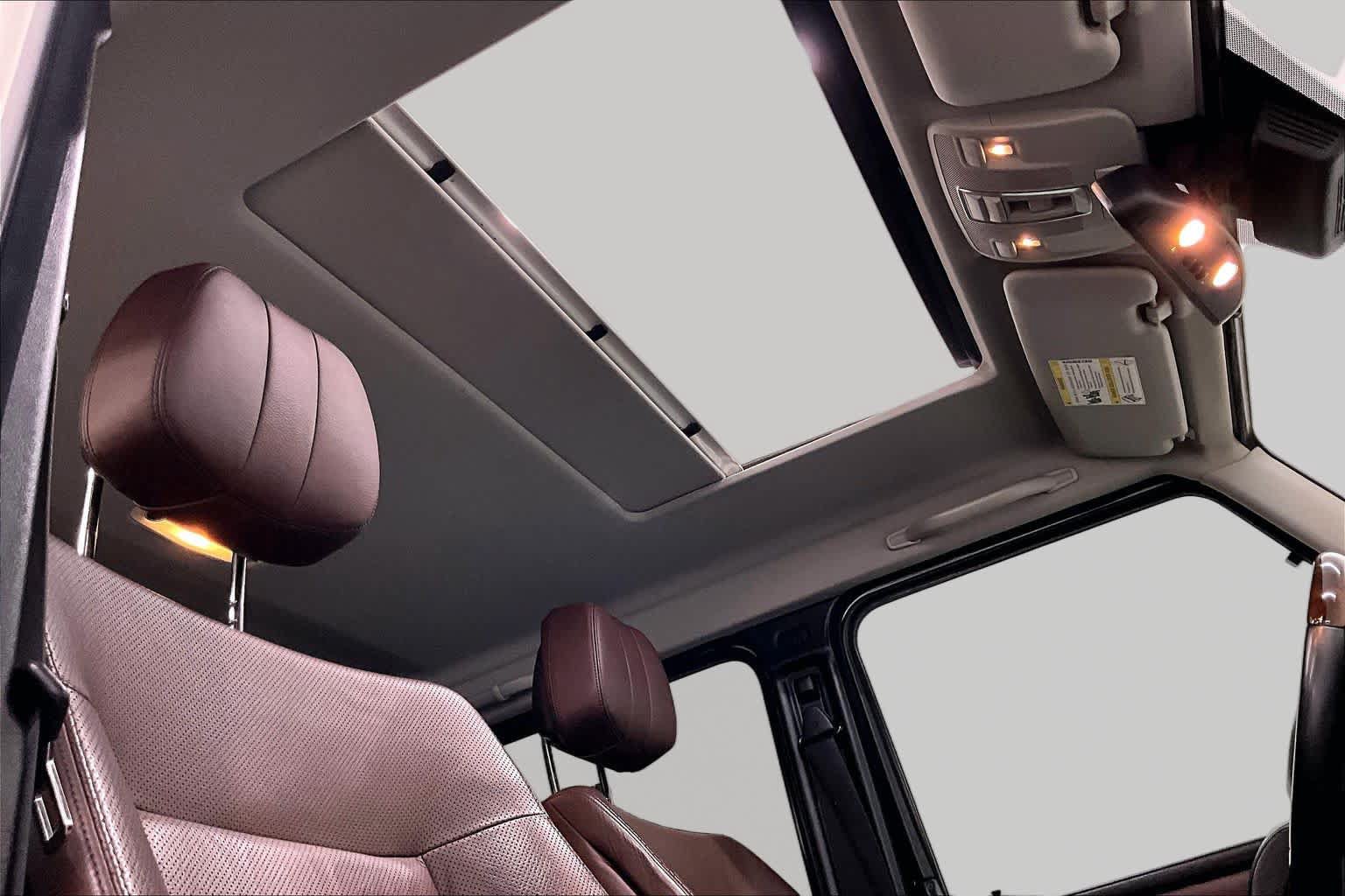 Used 2013 Mercedes-Benz G 550 image 13