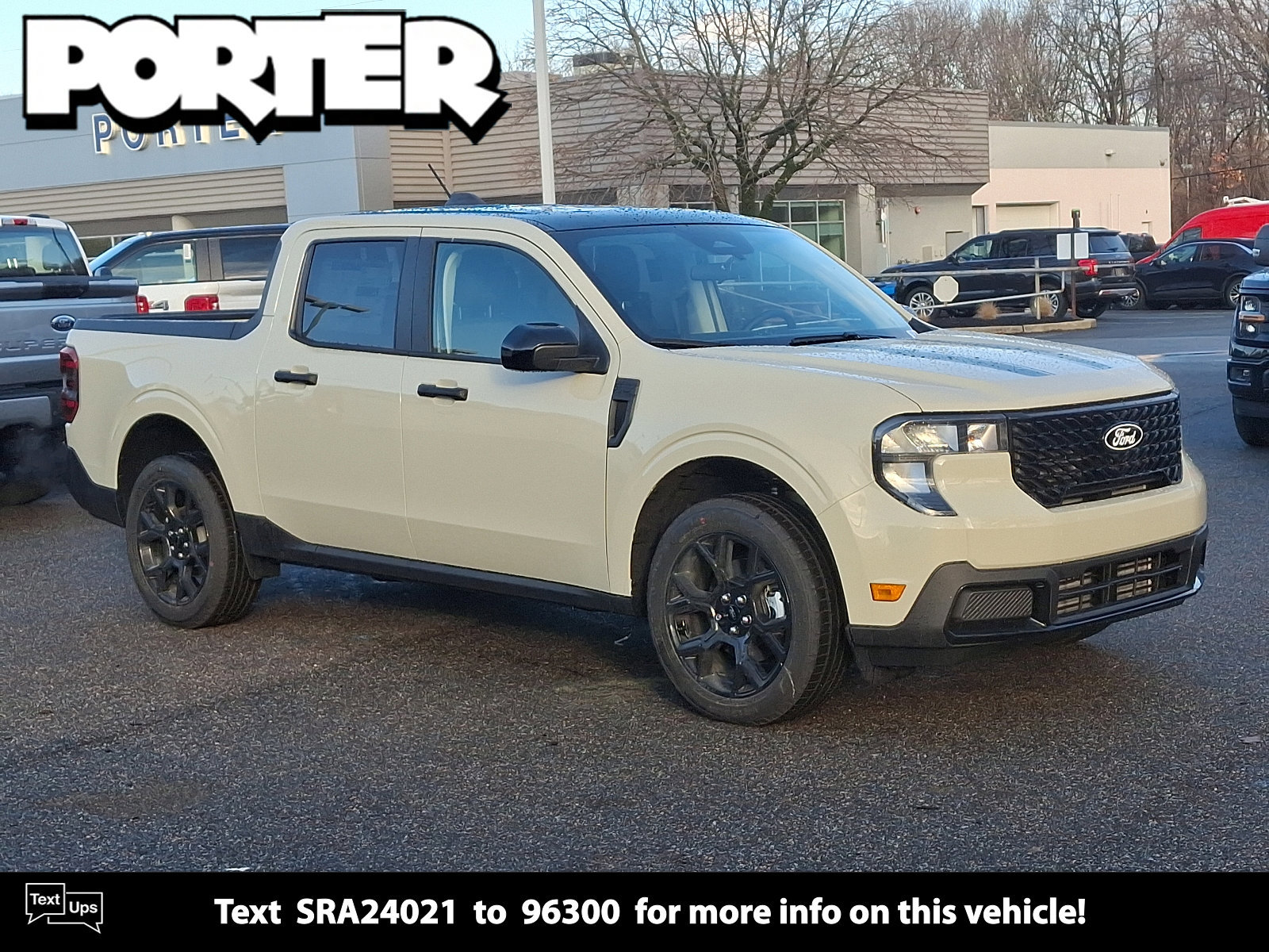 New 2025 Ford Maverick XLT w/ XLT Luxury Package