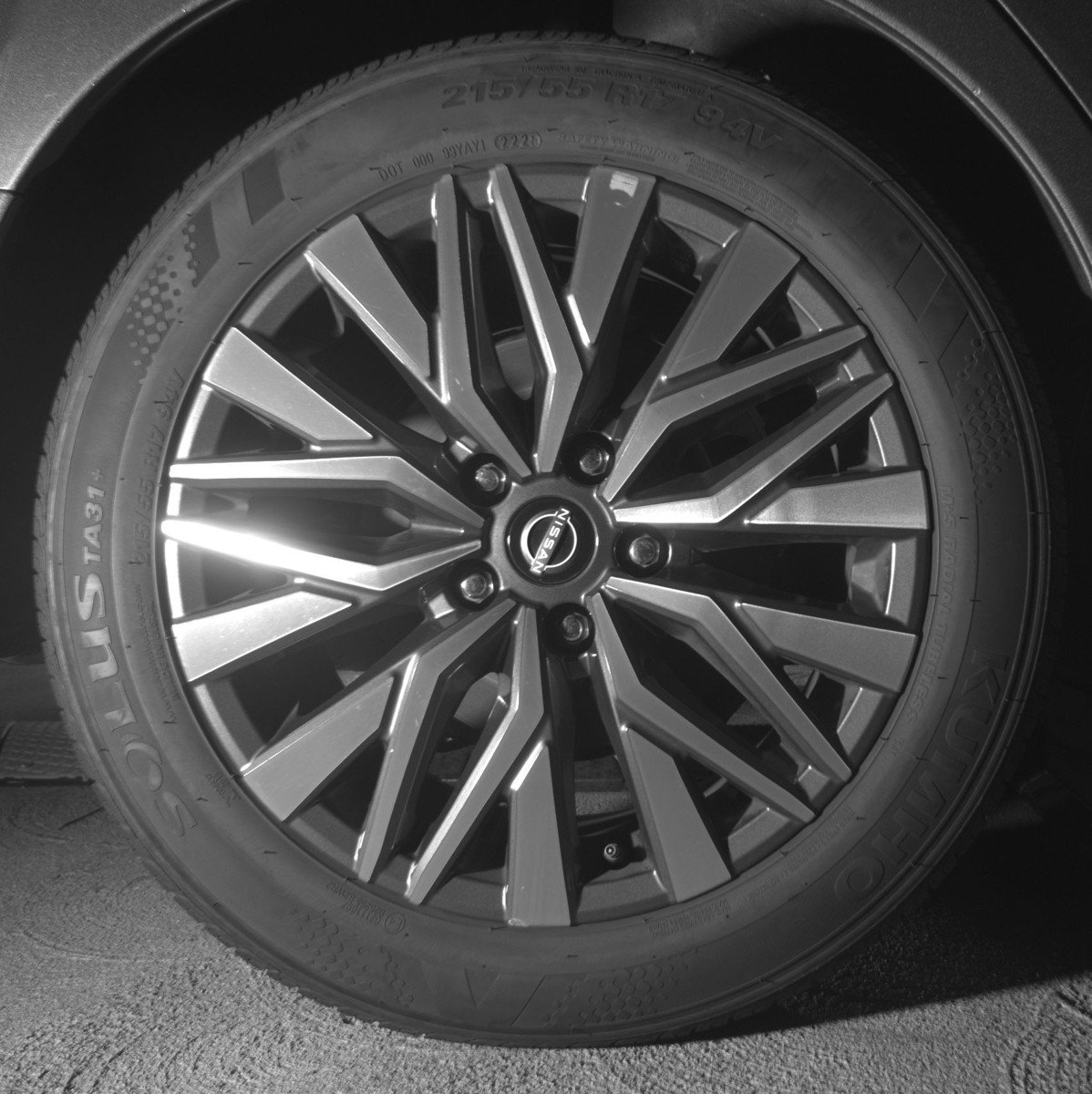 Used 2025 Nissan Altima 2.5 SV image 15