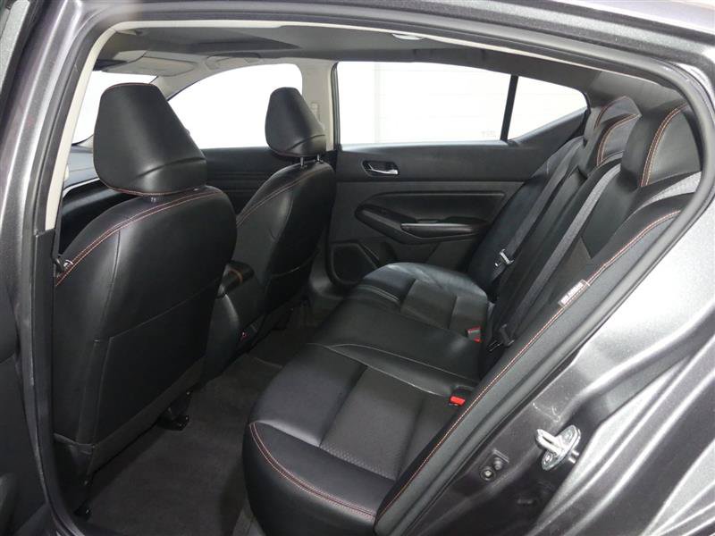 Used 2022 Nissan Altima 2.5 SR w/ Midnight Edition Package FWD image 27