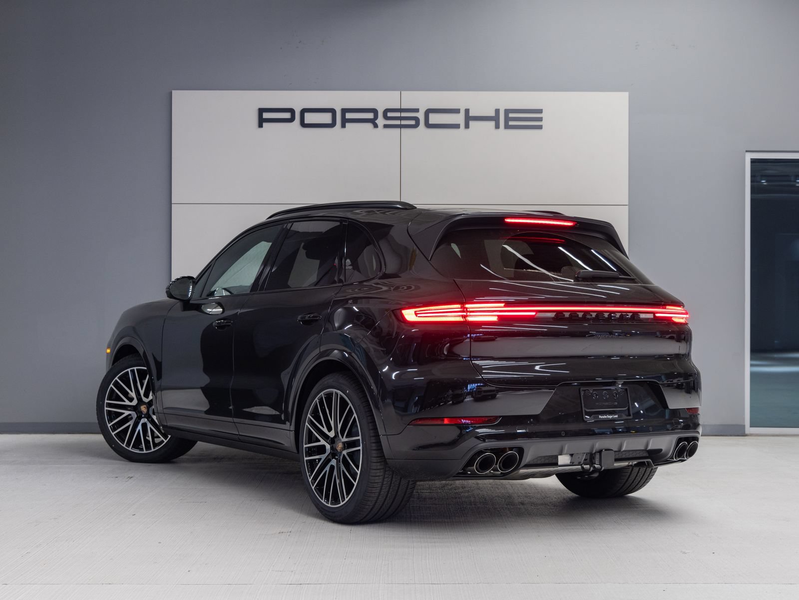 New 2026 Porsche Cayenne S AWD/4WD image 3