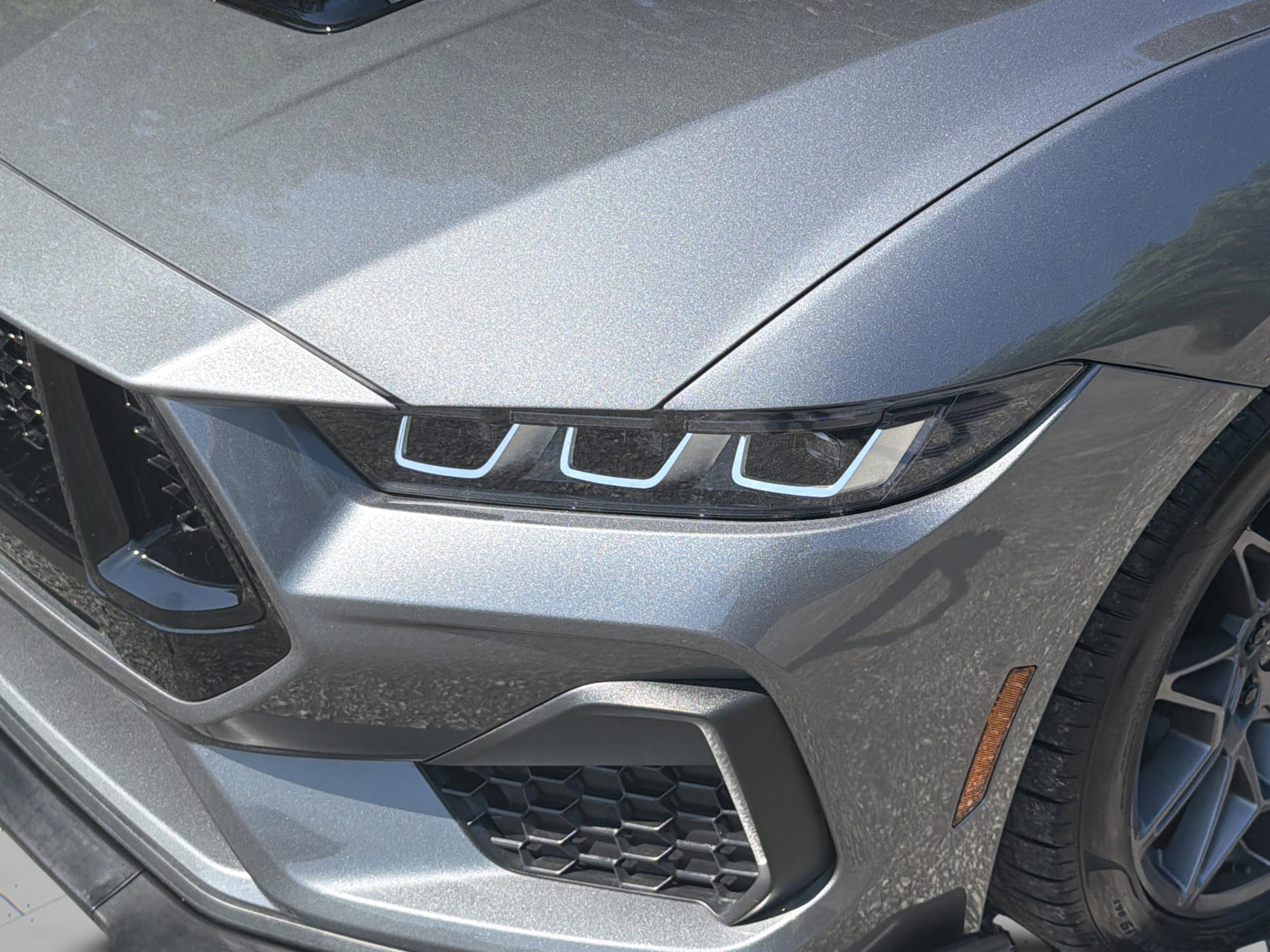 Used 2025 Ford Mustang GT RWD image 26