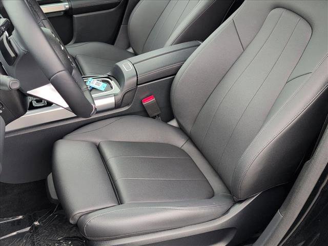 Certified 2025 Mercedes-Benz GLB 250 4MATIC image 15