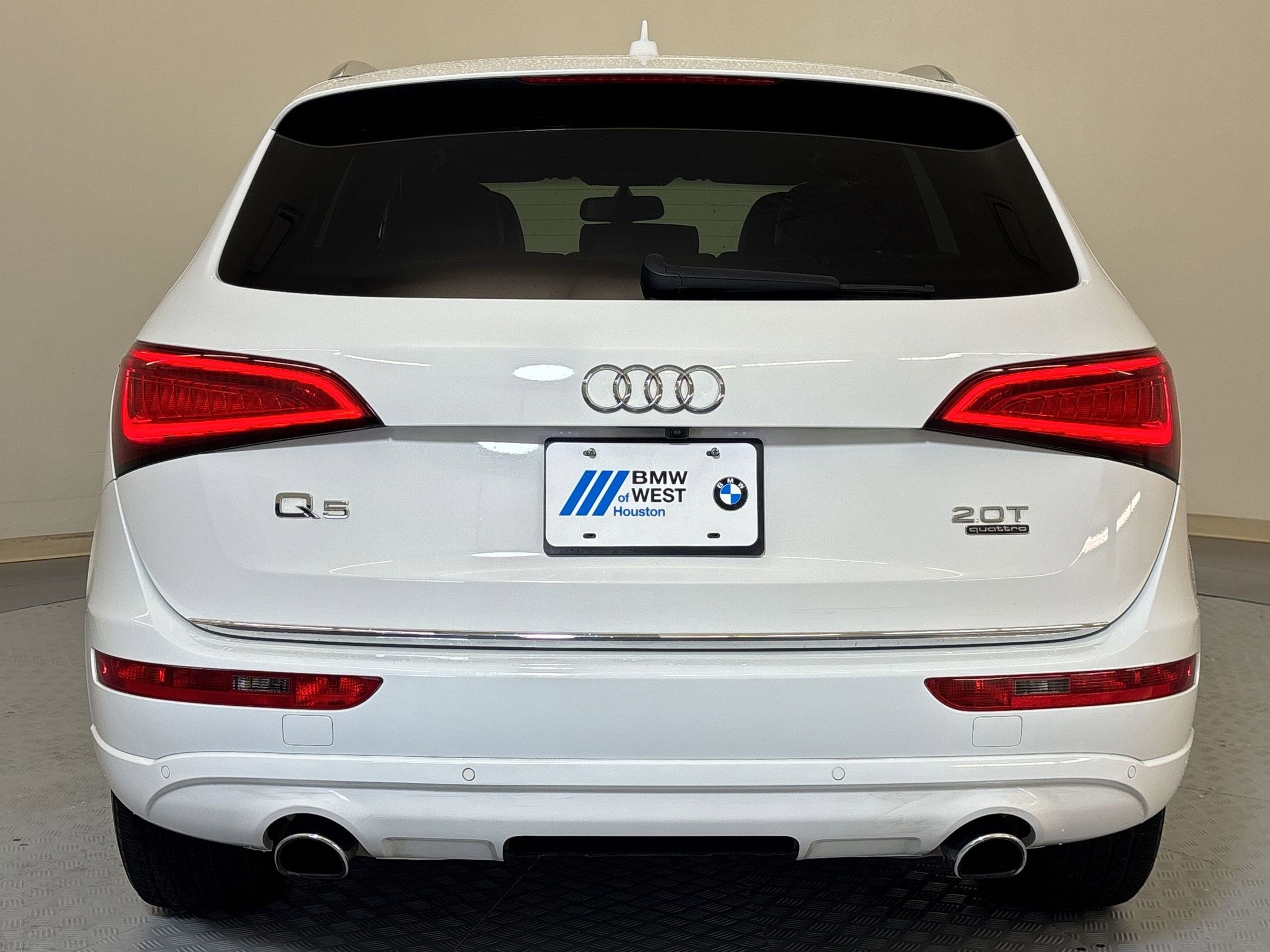 Used 2016 Audi Q5 2.0T Premium Plus w/ Technology Package AWD/4WD image 10