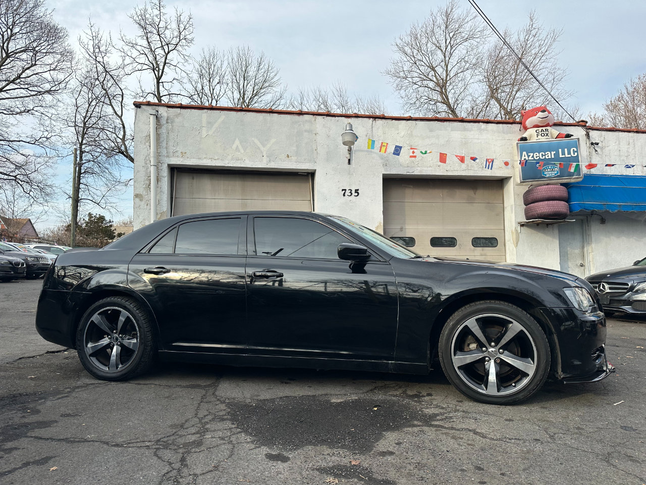 Used 2014 Chrysler 300 RWD image 36