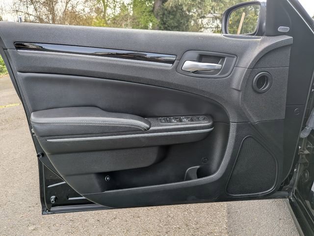 Used 2022 Chrysler 300 S RWD image 10