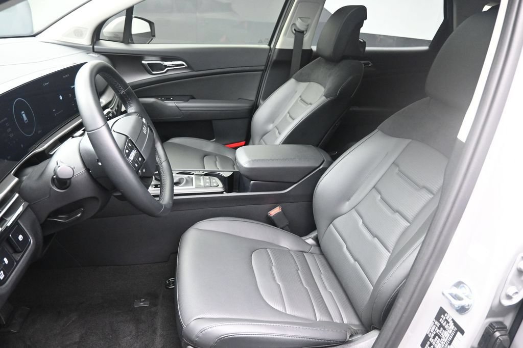 Used 2026 Kia Sportage SX Prestige FWD image 18