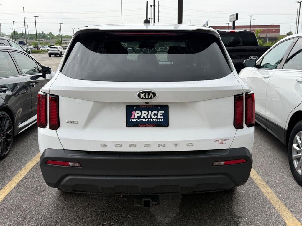 Used 2021 Kia Sorento LX AWD/4WD image 9