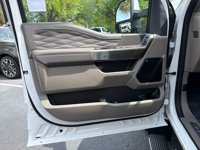 Used 2026 Ford F450 Platinum w/ Platinum Plus Package AWD/4WD image 13