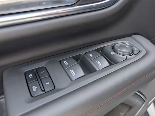 Used 2023 Chevrolet Tahoe RST AWD/4WD image 15