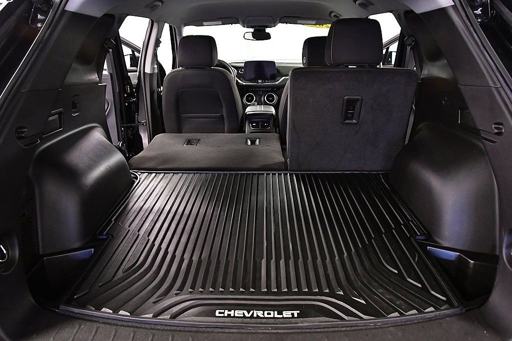Used 2024 Chevrolet Blazer LT w/ Convenience Package image 29