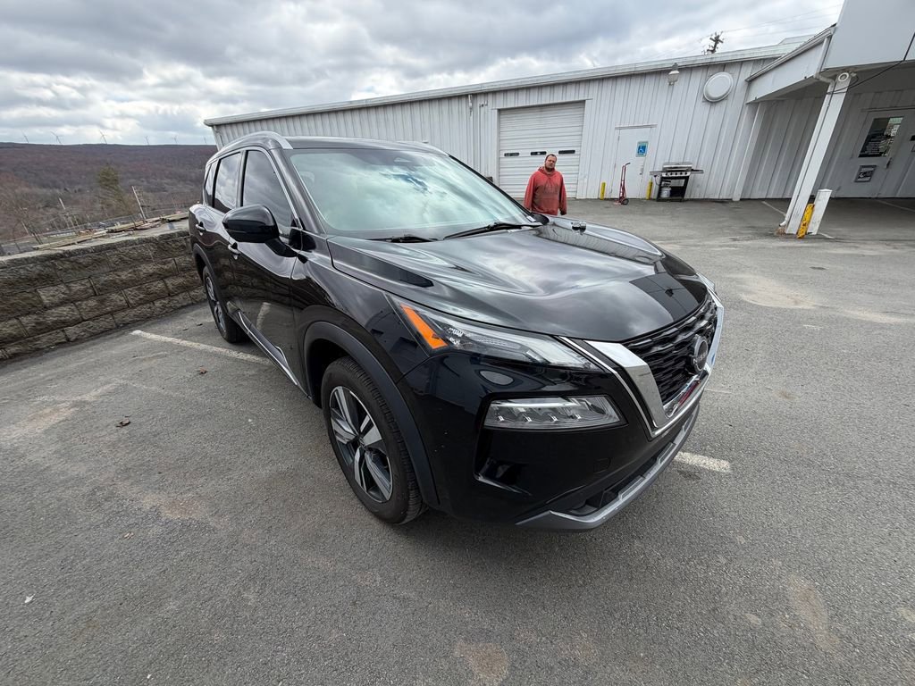 Used 2023 Nissan Rogue SL image 7