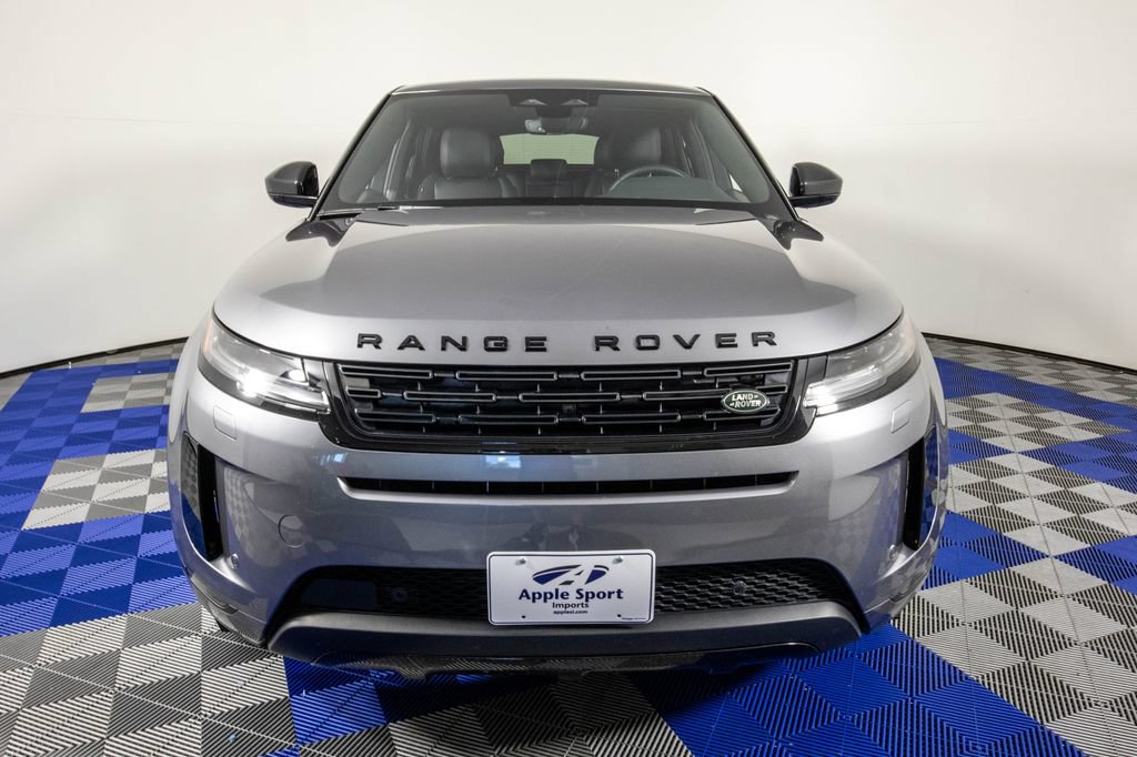 Used 2024 Land Rover Range Rover Evoque S AWD/4WD image 3