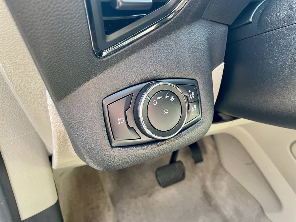 Used 2014 Ford Escape Titanium w/ Equipment Group 401A image 24