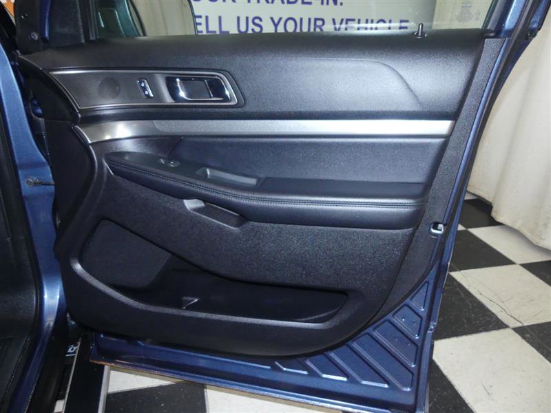 Used 2019 Ford Explorer XLT w/ Equipment Group 201A image 24