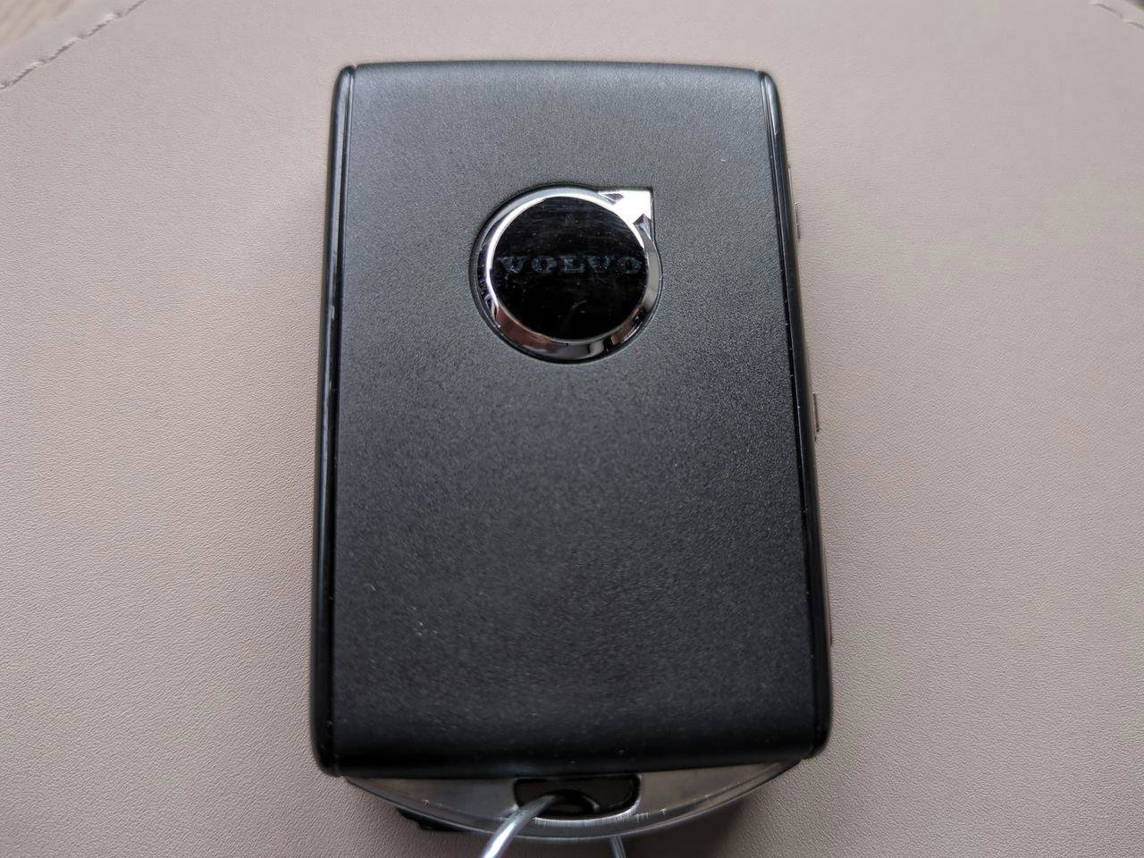 New 2026 Volvo XC60 B5 Core w/ Climate Package image 28