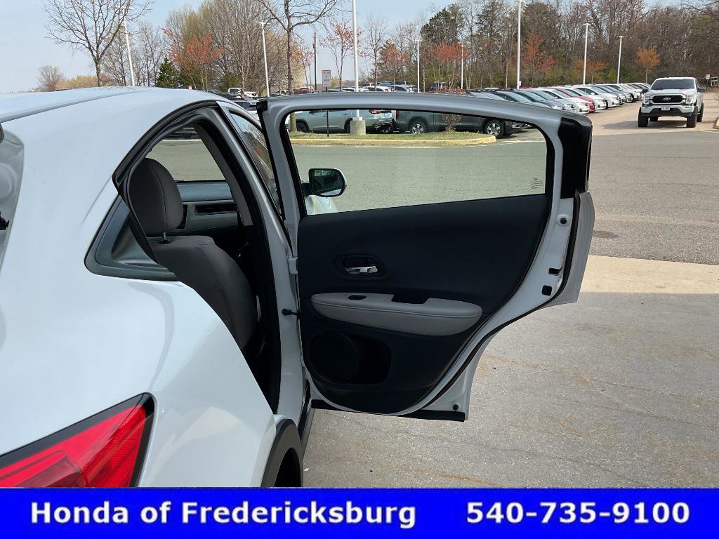 Certified 2022 Honda HR-V LX image 18