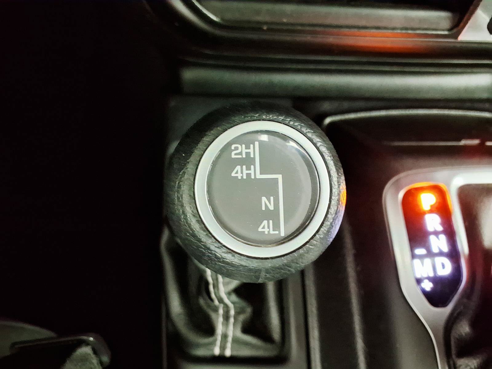 Used 2020 Jeep Gladiator Overland AWD/4WD image 22
