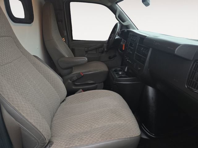 Used 2019 Chevrolet Express 2500 image 13