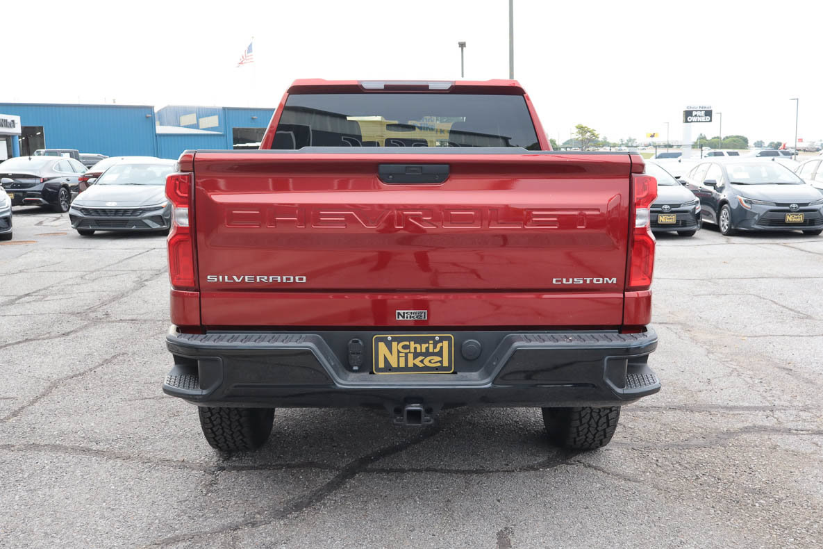 Used 2022 Chevrolet Silverado 1500 Custom Trail Boss AWD/4WD image 5