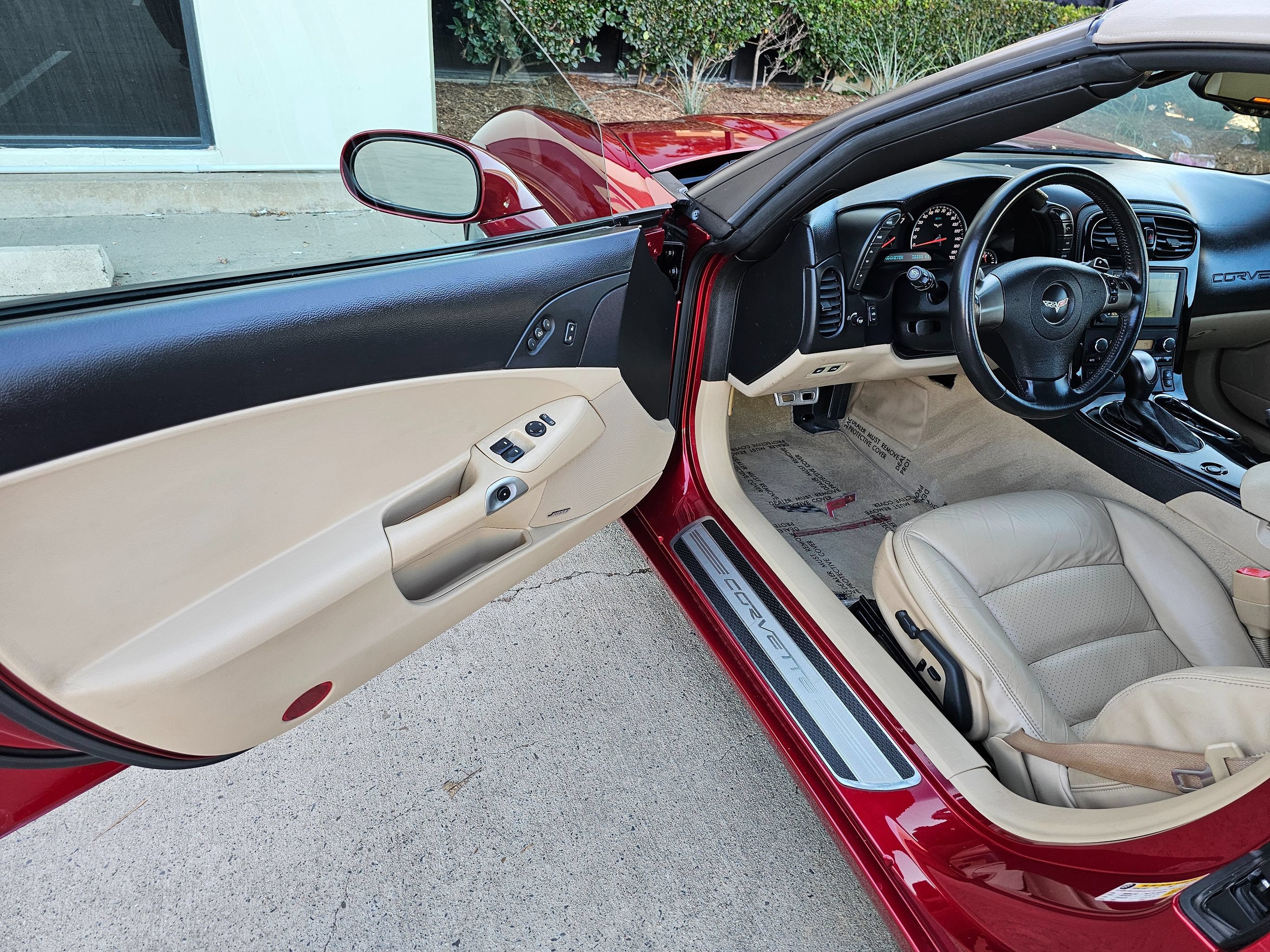 Used 2008 Chevrolet Corvette Convertible w/ Preferred Equipment Group RWD image 15