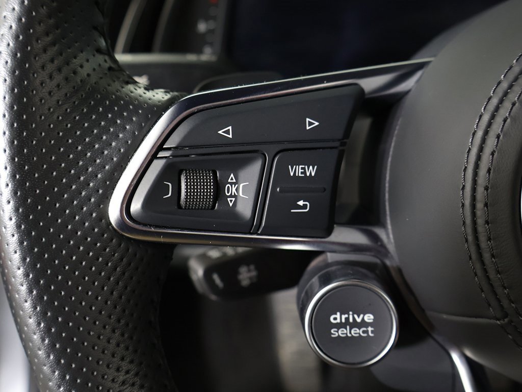 Used 2018 Audi R8 V10 w/ Carbon Exterior Package image 42