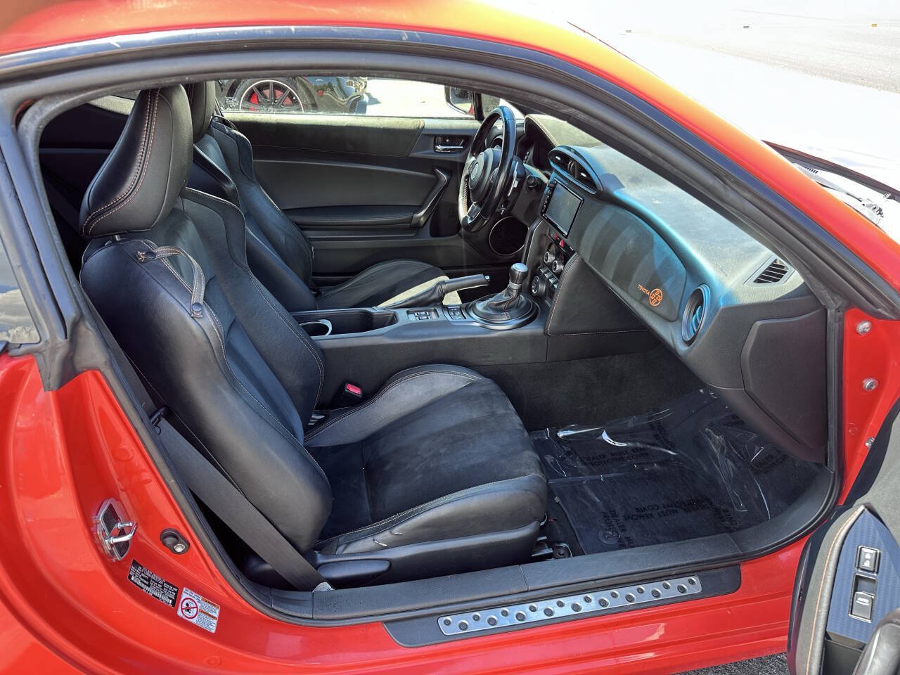 Used 2017 Toyota 86 860 Special Edition RWD image 17