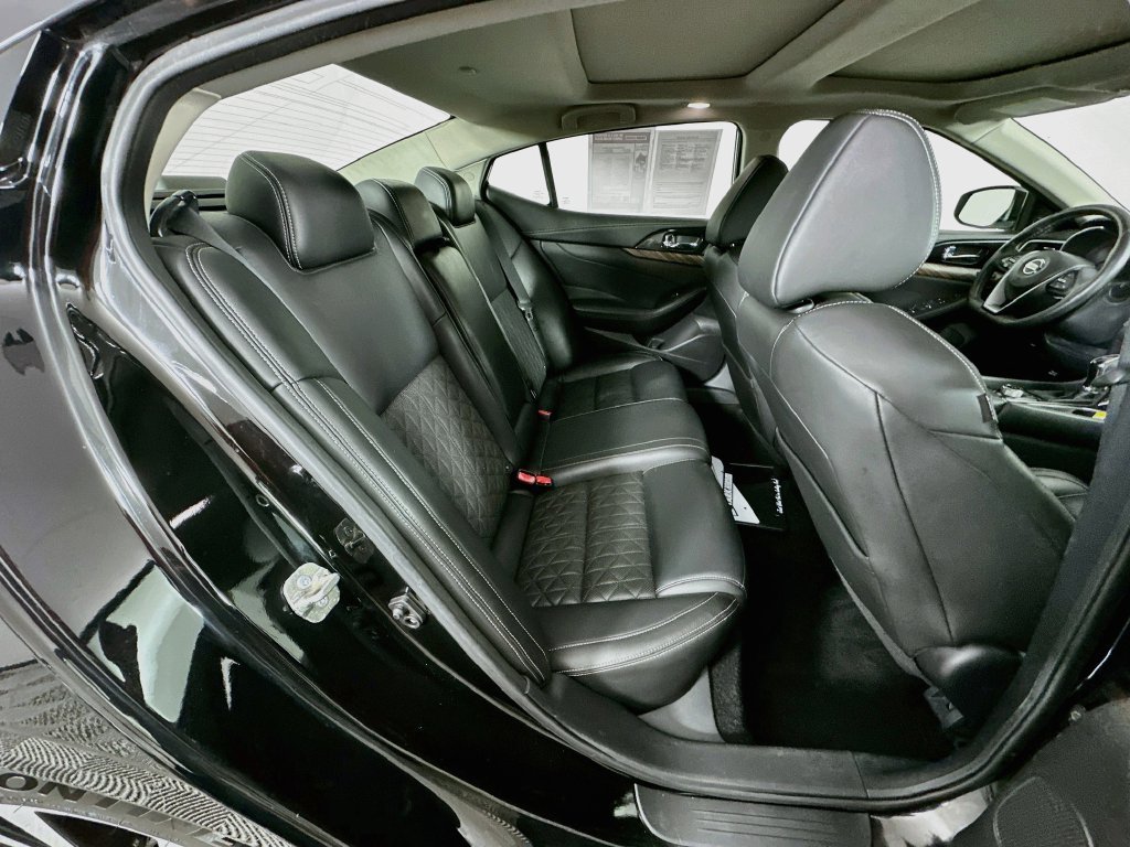 Used 2018 Nissan Maxima Platinum FWD image 36