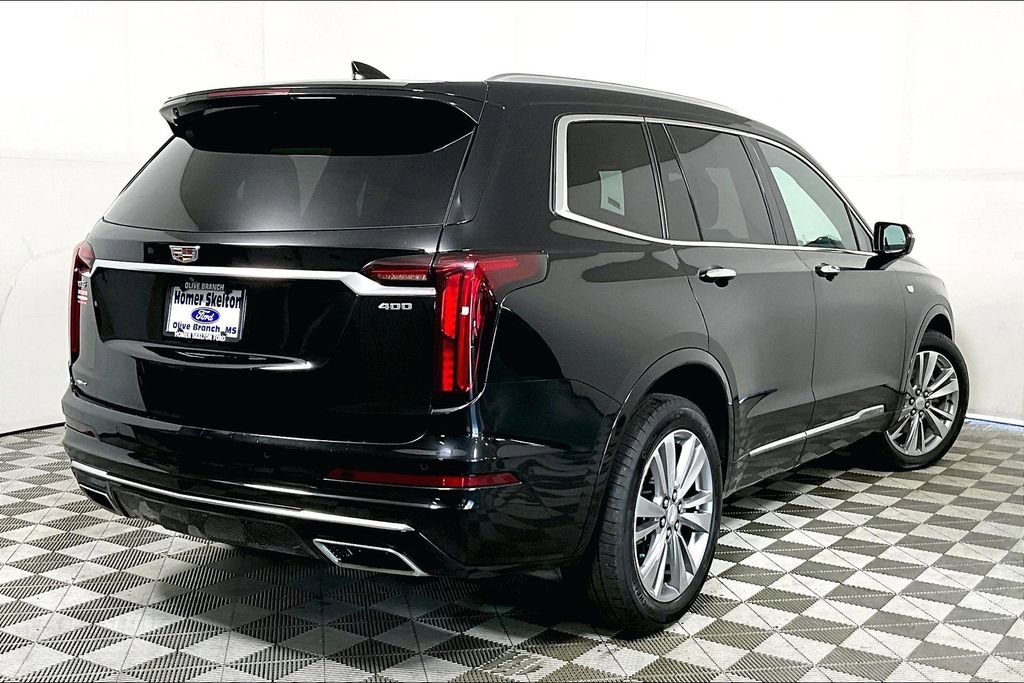 Used 2024 Cadillac XT6 Premium Luxury image 12