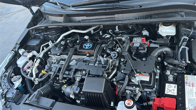 Used 2024 Toyota Corolla LE image 34