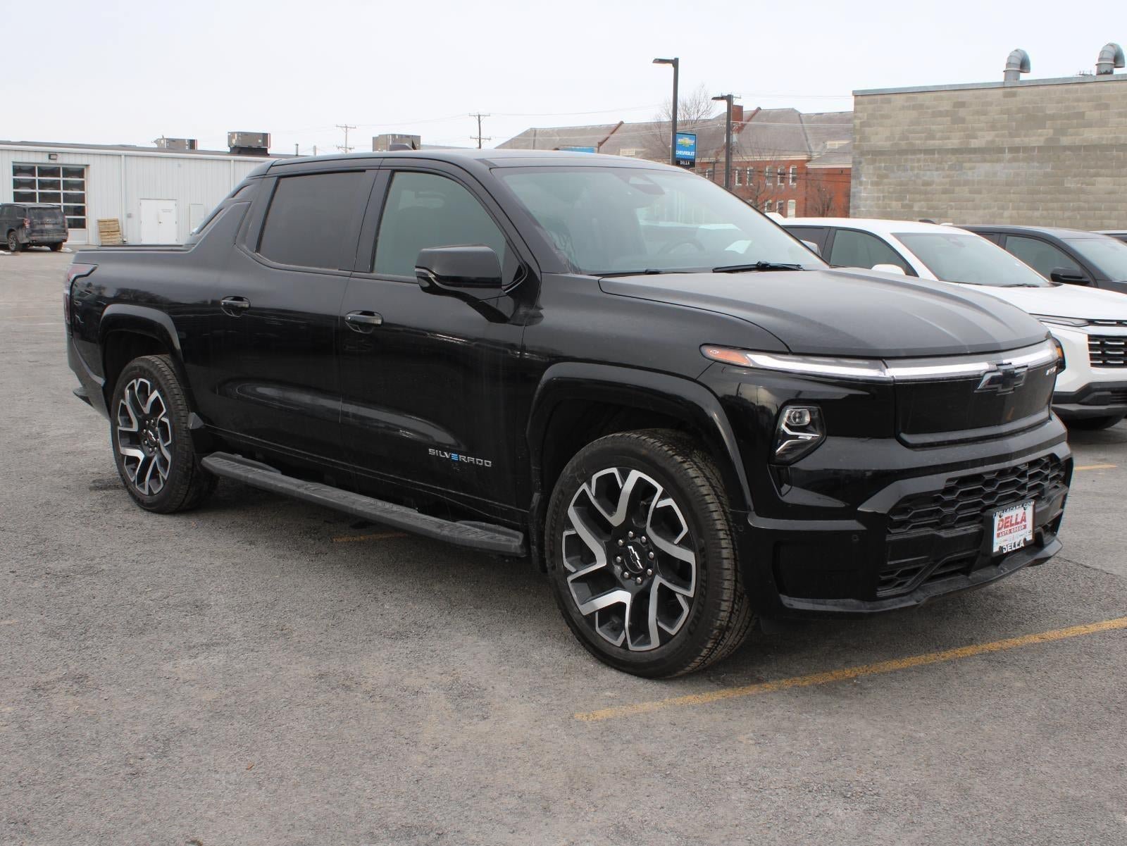 New 2024 Chevrolet Silverado EV RST AWD/4WD image 35
