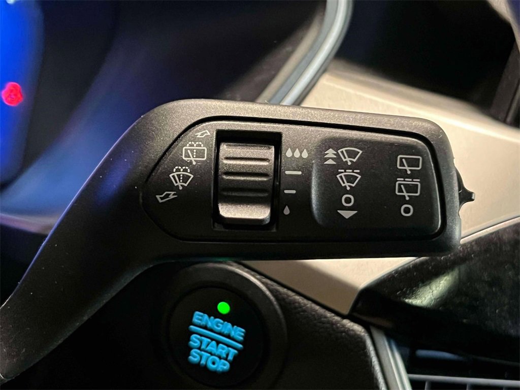 Used 2022 Ford Escape SEL w/ Technology Package image 27