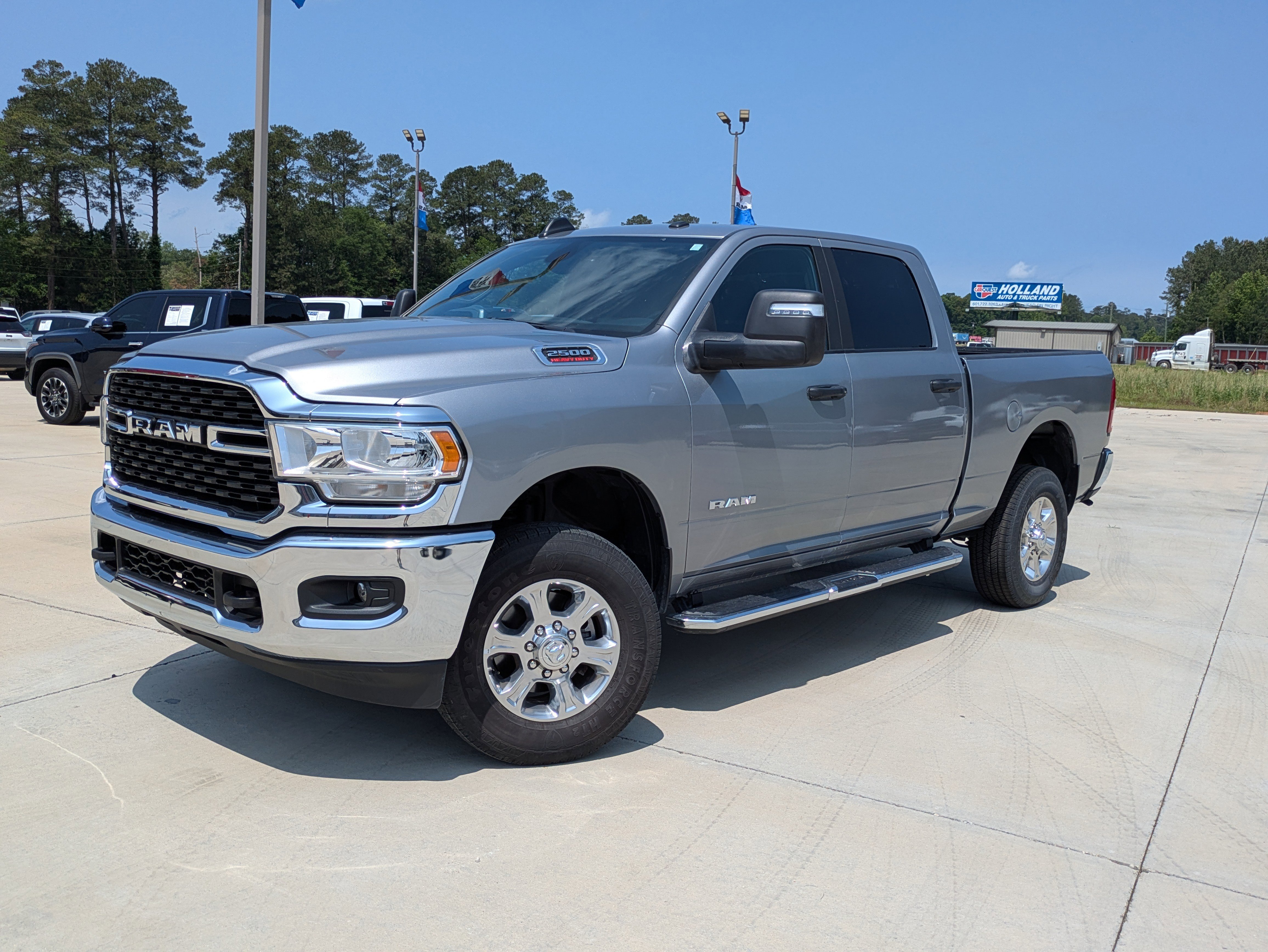 Used 2024 RAM 2500 Big Horn w/ Bed Utility Group AWD/4WD image 4