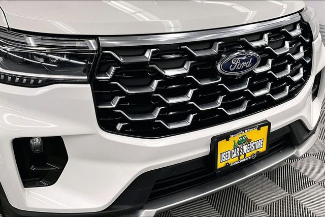 Used 2025 Ford Explorer Platinum image 33