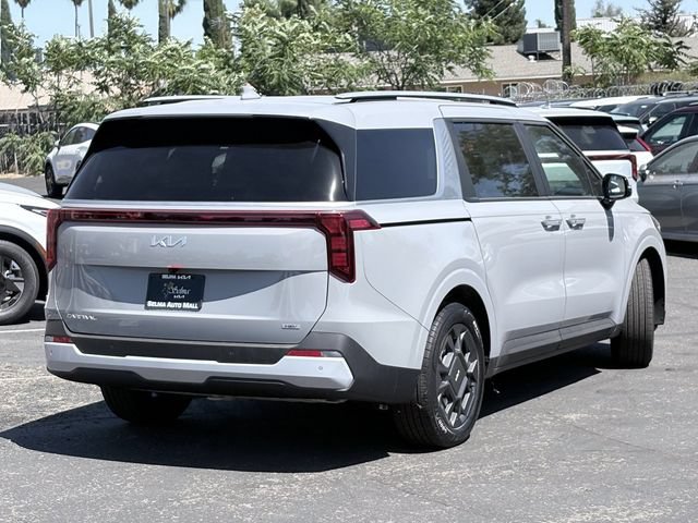 New 2026 Kia Carnival EX FWD image 4