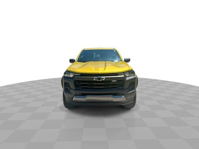 Used 2024 Chevrolet Colorado Trail Boss w/ Advanced Trailering Package AWD/4WD image 4