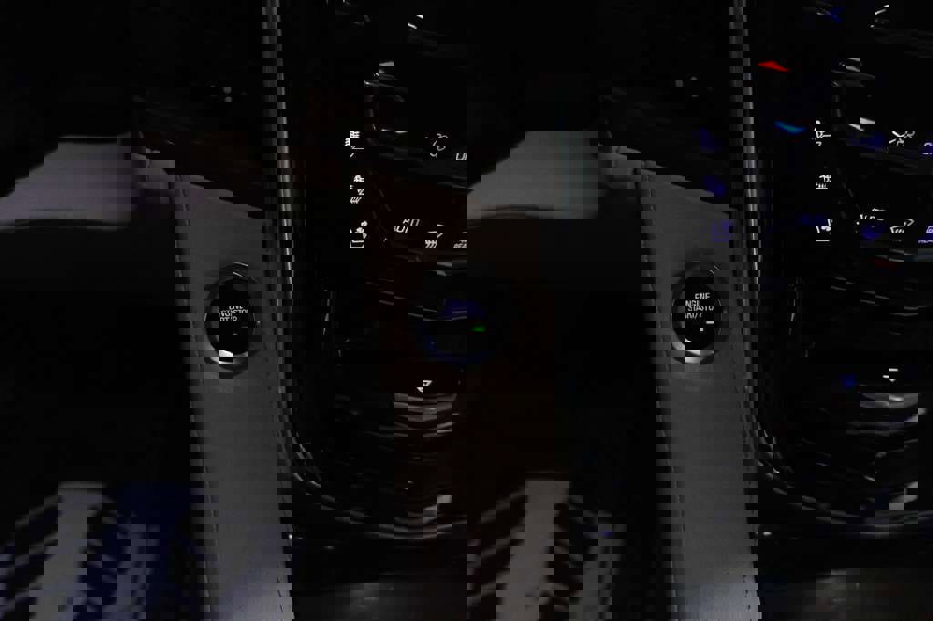 Used 2019 Cadillac Escalade ESV Luxury image 32