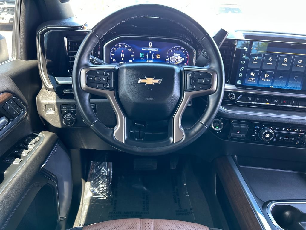 Used 2024 Chevrolet Silverado 3500 High Country w/ High Country Premium Package image 9