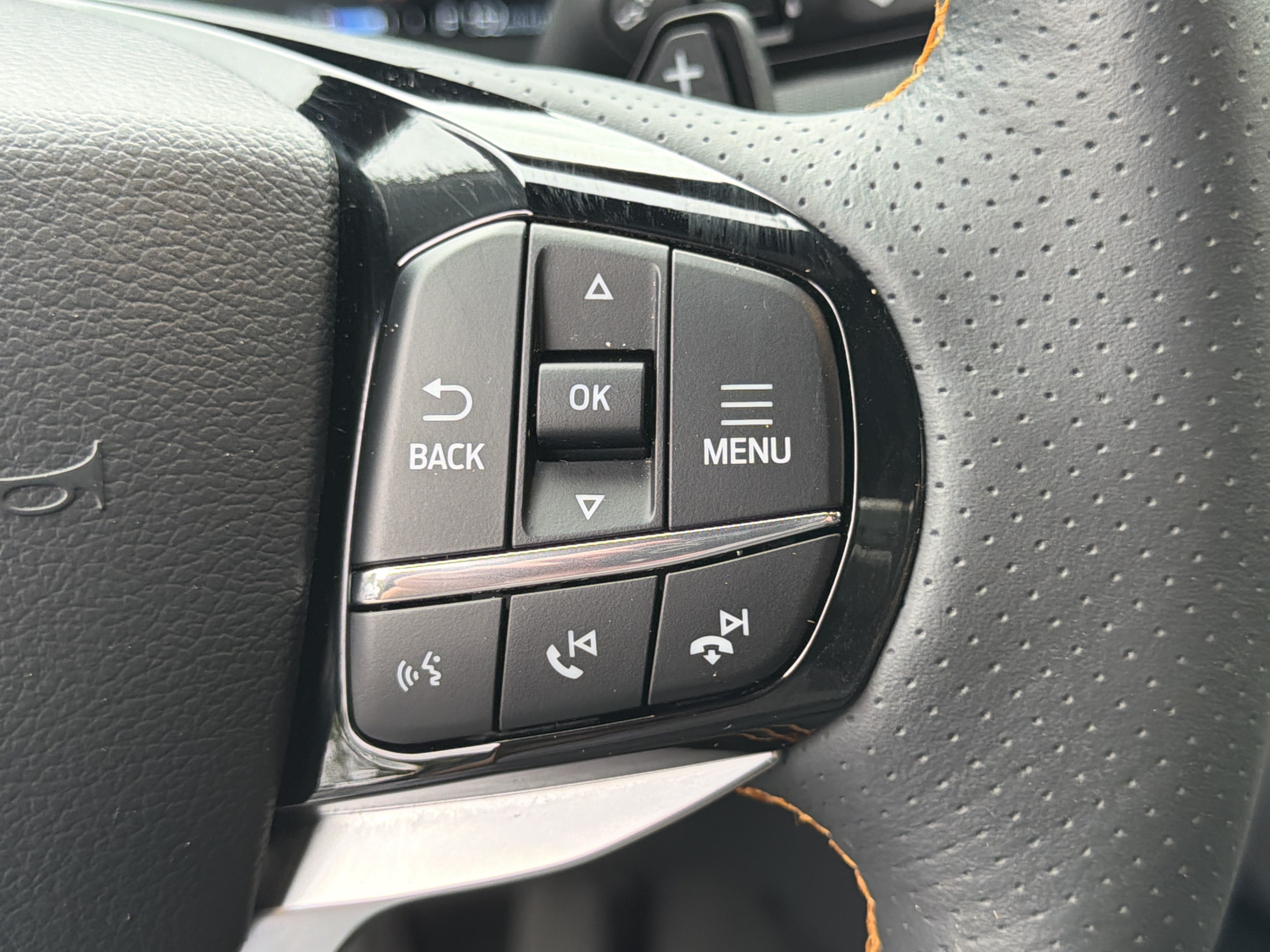 Used 2026 Ford Explorer Tremor w/ Tremor Ultimate Package AWD/4WD image 28