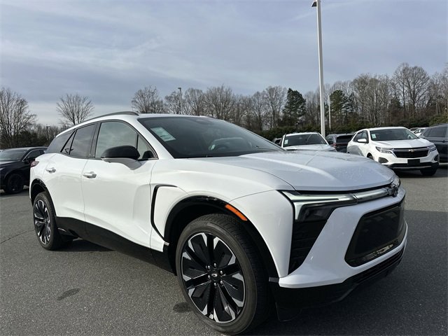 Used 2024 Chevrolet Blazer EV RS image 7