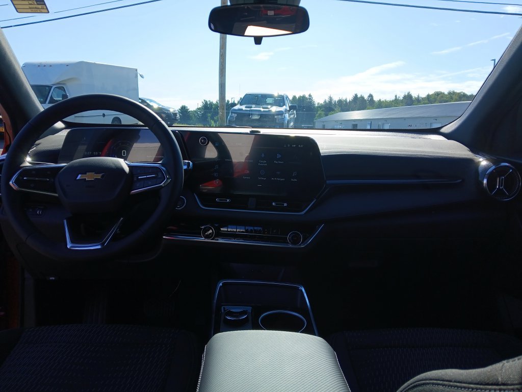 New 2027 Chevrolet Equinox LT AWD/4WD image 14