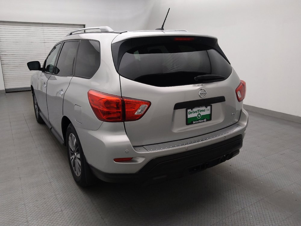 Used 2017 Nissan Pathfinder SL w/ SL Premium Package FWD image 6