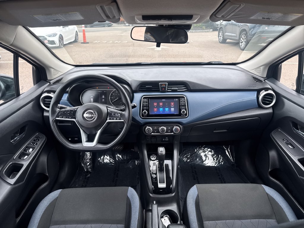 Used 2025 Nissan Versa SV FWD image 10