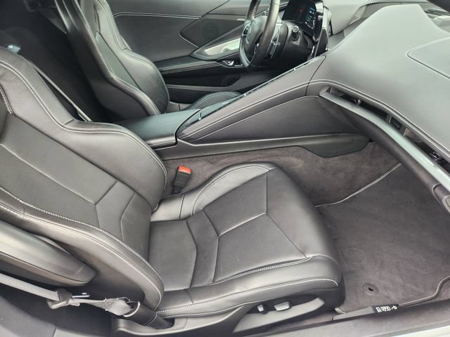 Used 2022 Chevrolet Corvette Stingray Coupe w/ Z51 Performance Package RWD image 14