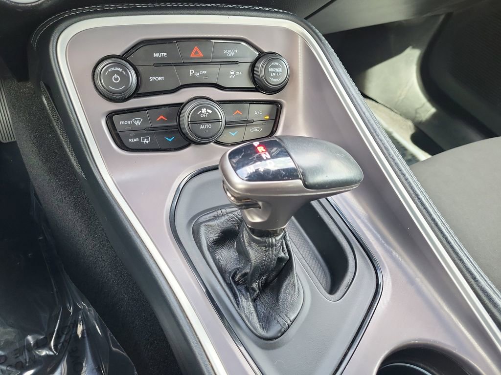 Used 2022 Dodge Challenger GT RWD image 21