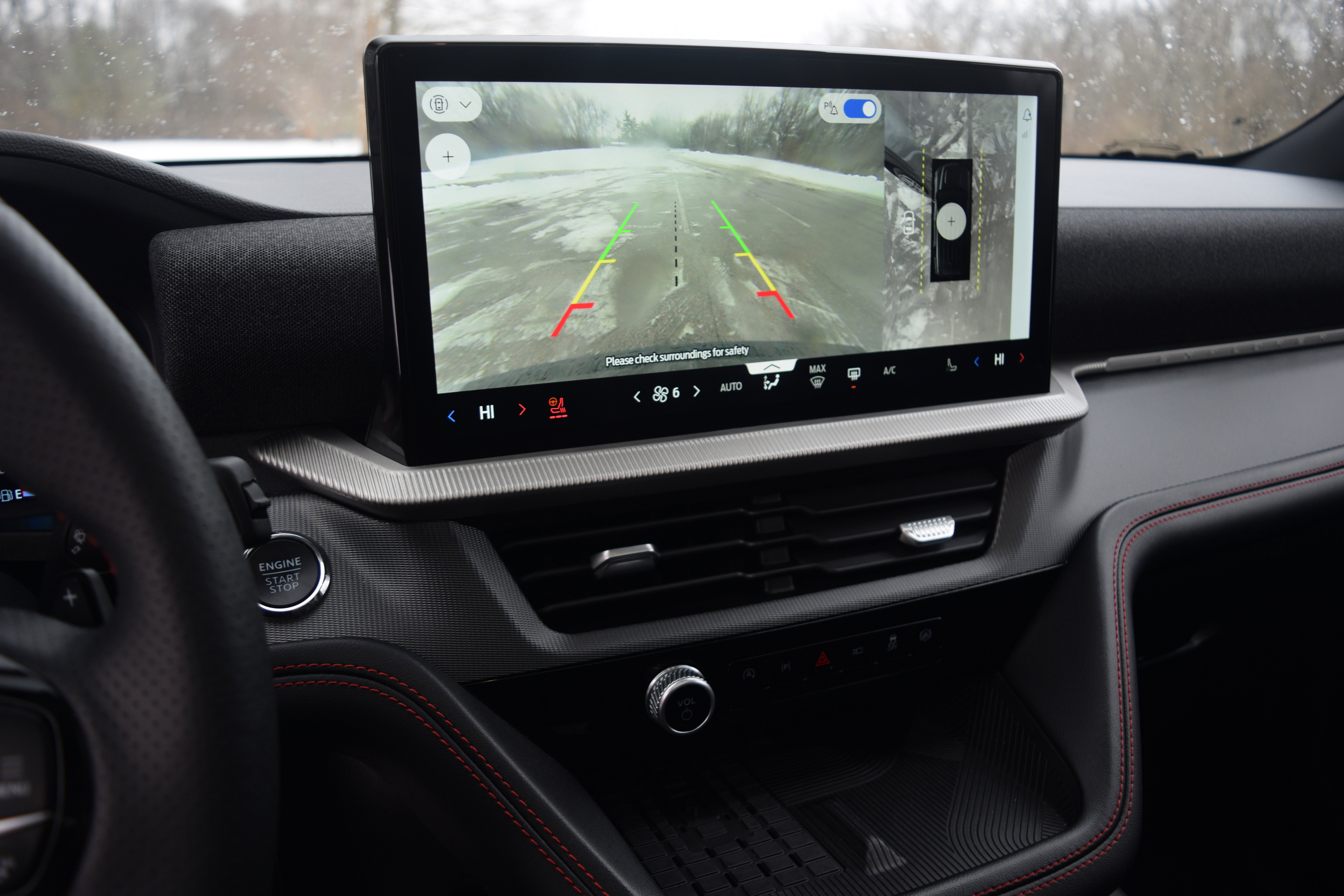 Used 2025 Ford Explorer ST image 10