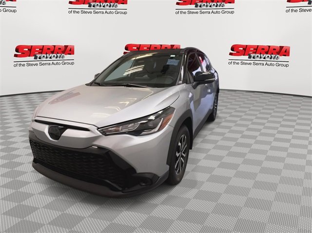 Certified 2024 Toyota Corolla Cross SE w/ Moonroof Package image 5