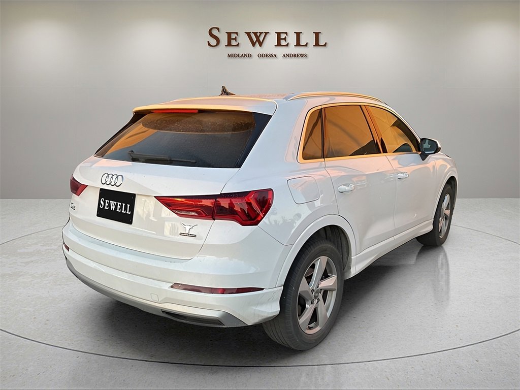 Used 2019 Audi Q3 2.0T Premium image 3