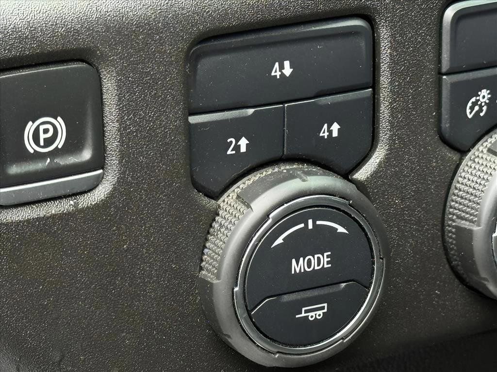 Used 2024 Chevrolet Silverado 2500 LT image 24