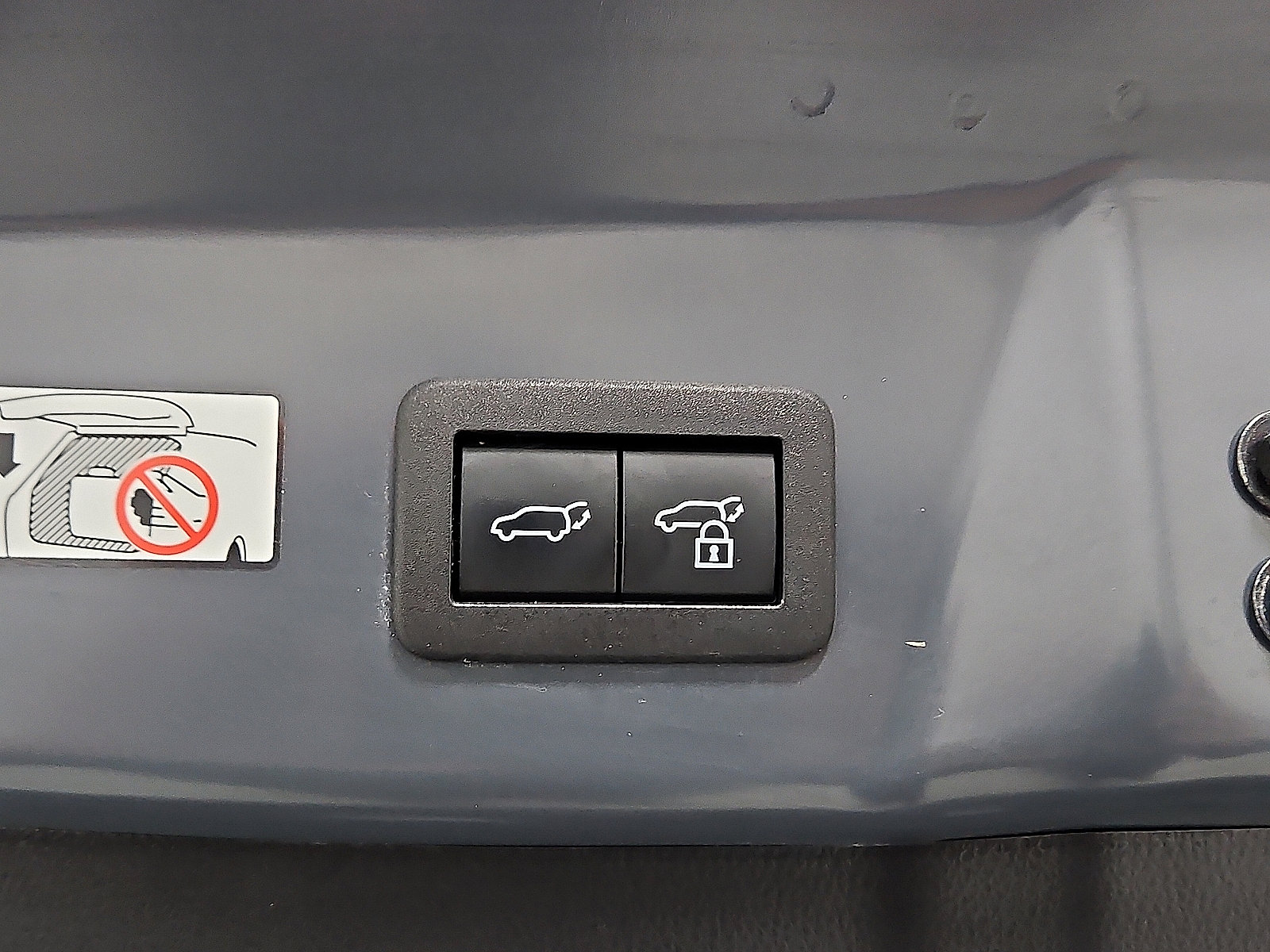 Used 2024 Toyota Prius Prime image 7